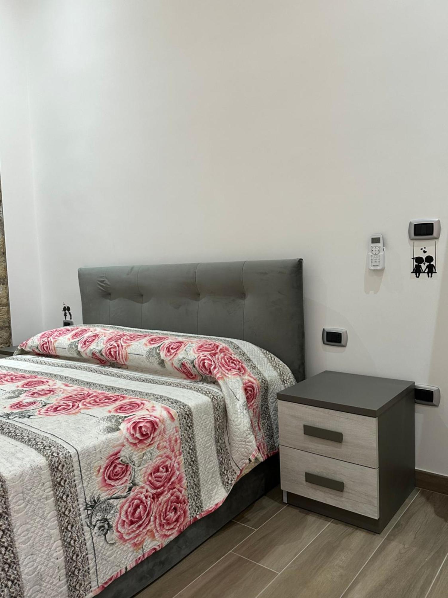Alfondaco14 Apartment Наполи Екстериор снимка
